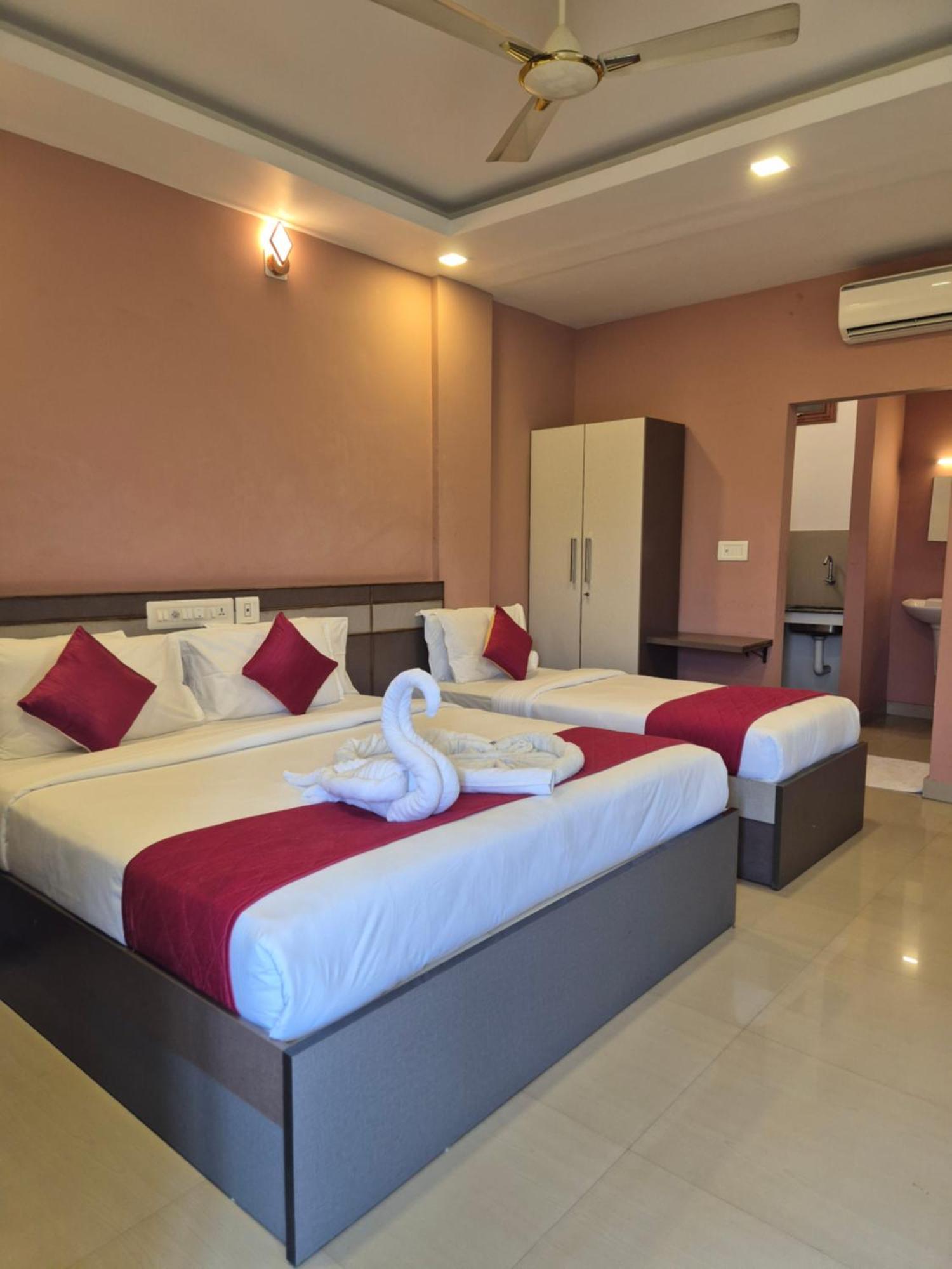Alfa Inn Недумбассери Экстерьер фото