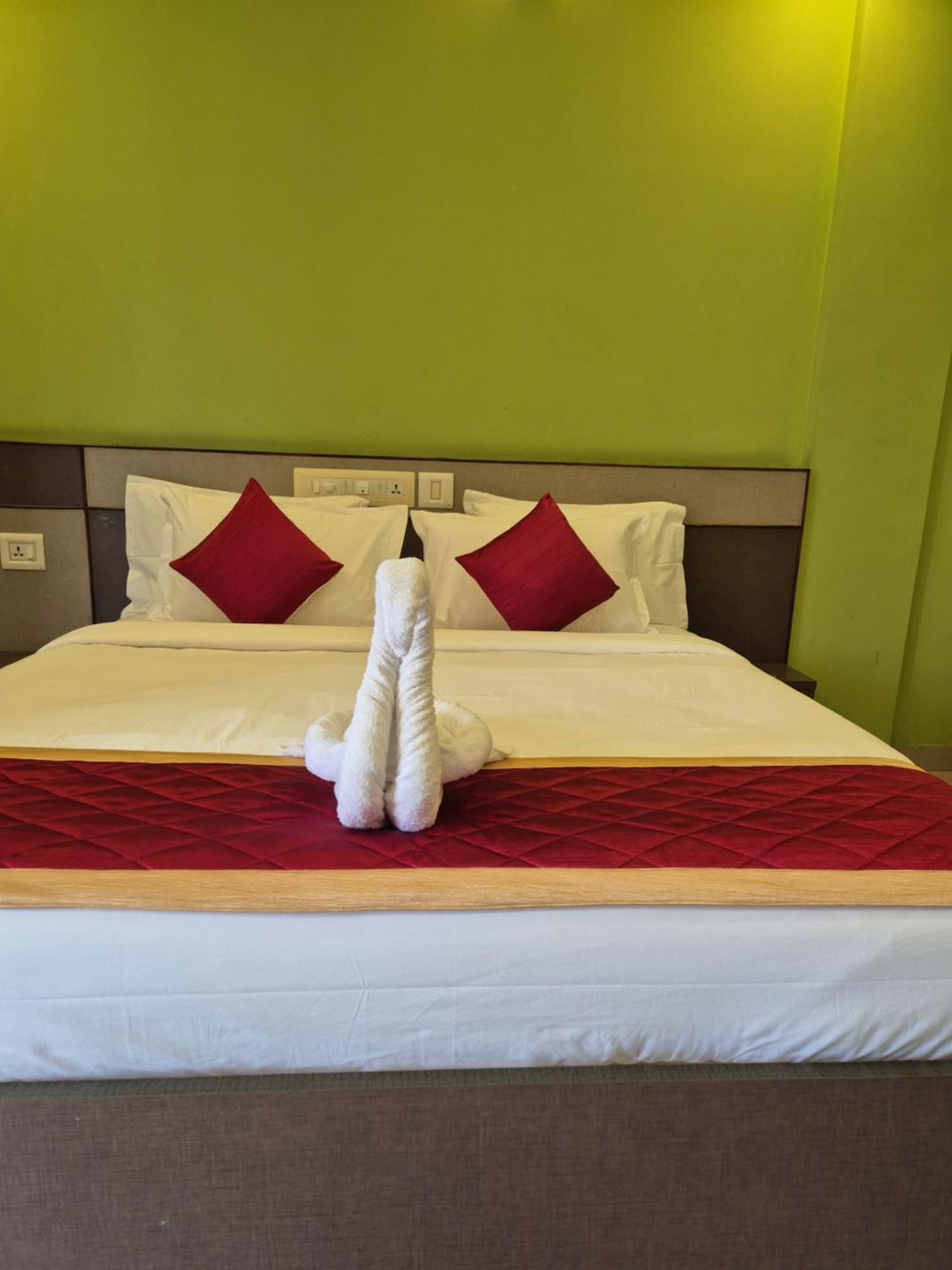 Alfa Inn Недумбассери Экстерьер фото
