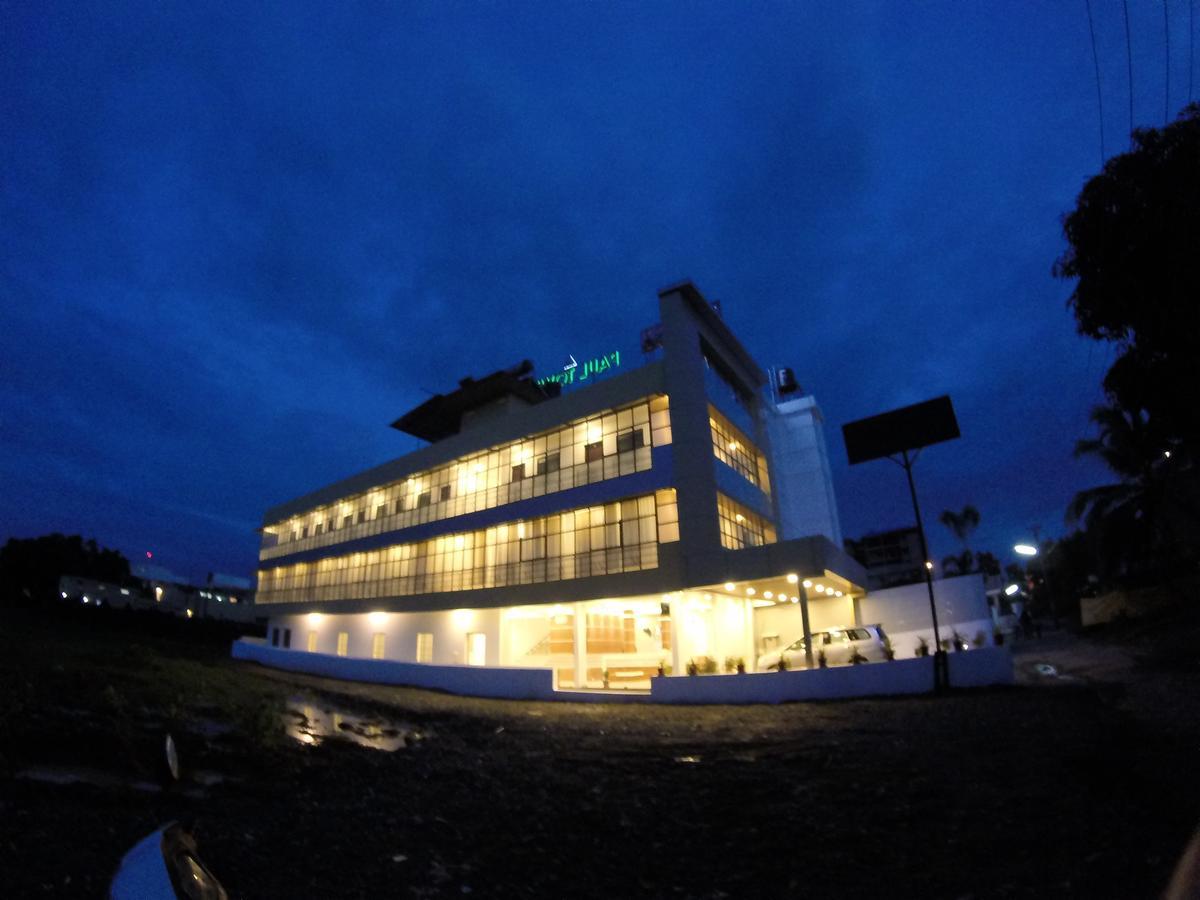 Alfa Inn Недумбассери Экстерьер фото